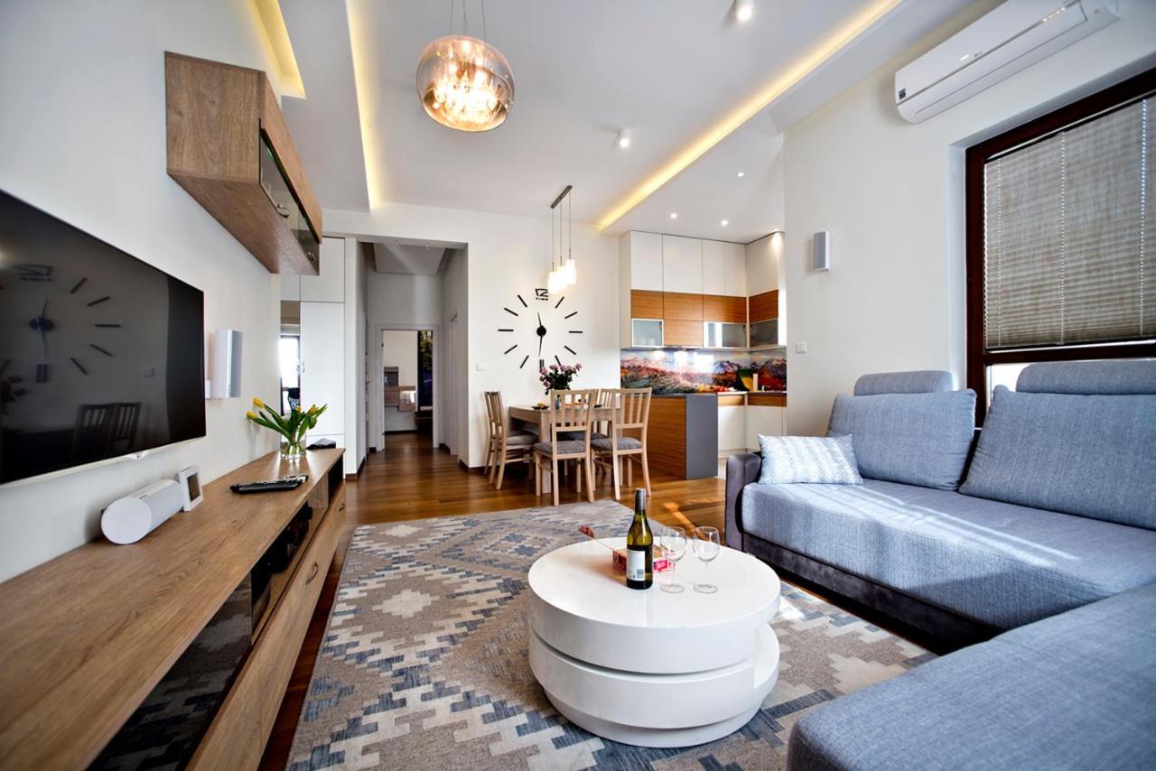 Jana Kazimierza 57 Serviced Apartments วอร์ซอ ภายนอก รูปภาพ